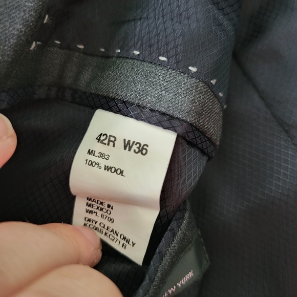 Kenneth Cole Gray & Purple Lined Suit Jacket 42R 36W - Picture 5 of 6